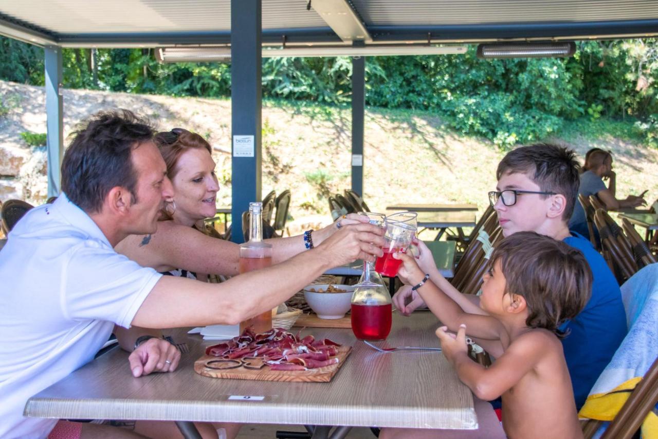 Camping Les Portes Du Beaujolais Anse Kültér fotó