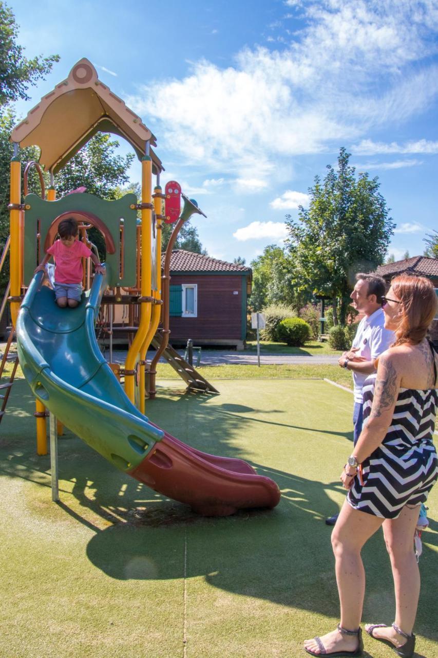 Camping Les Portes Du Beaujolais Anse Kültér fotó